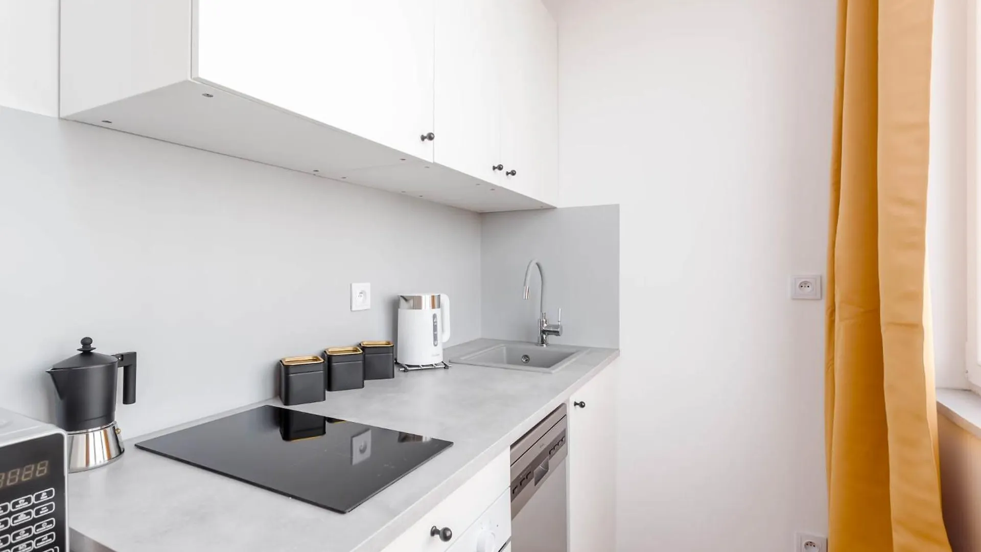 Apartament Enjoy! Srodmiescie Nowogrodzka Warszawa