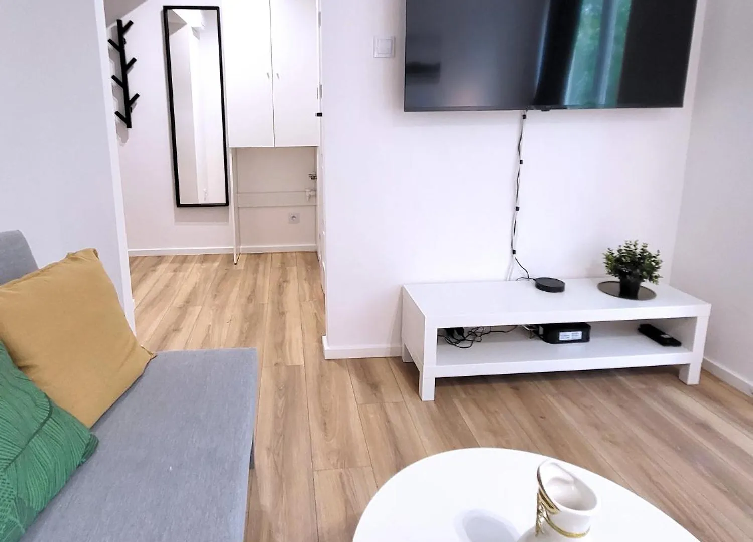 Apartament Enjoy! Srodmiescie Nowogrodzka Warszawa
