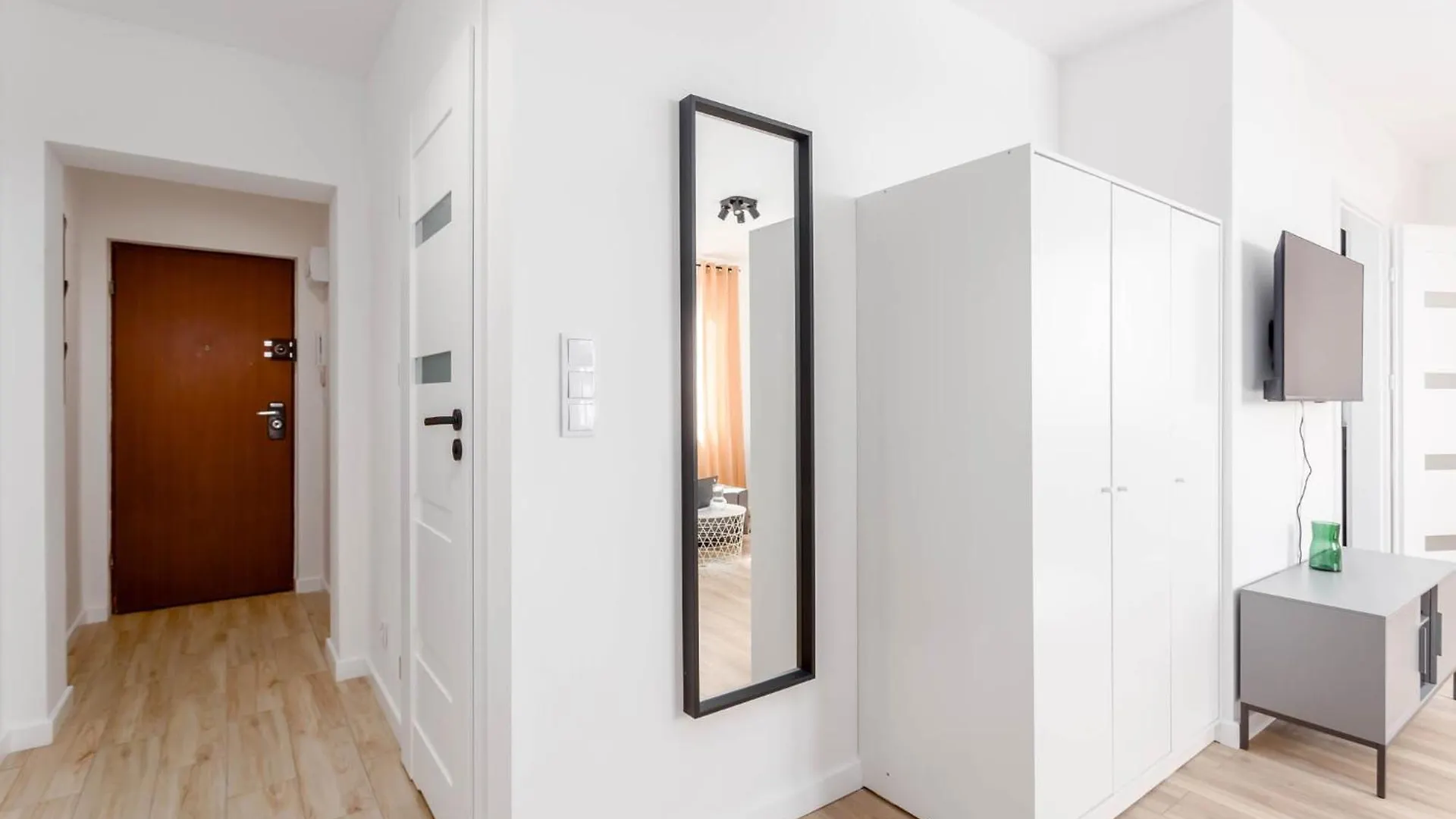 Enjoy! Srodmiescie Nowogrodzka Apartment Warsaw