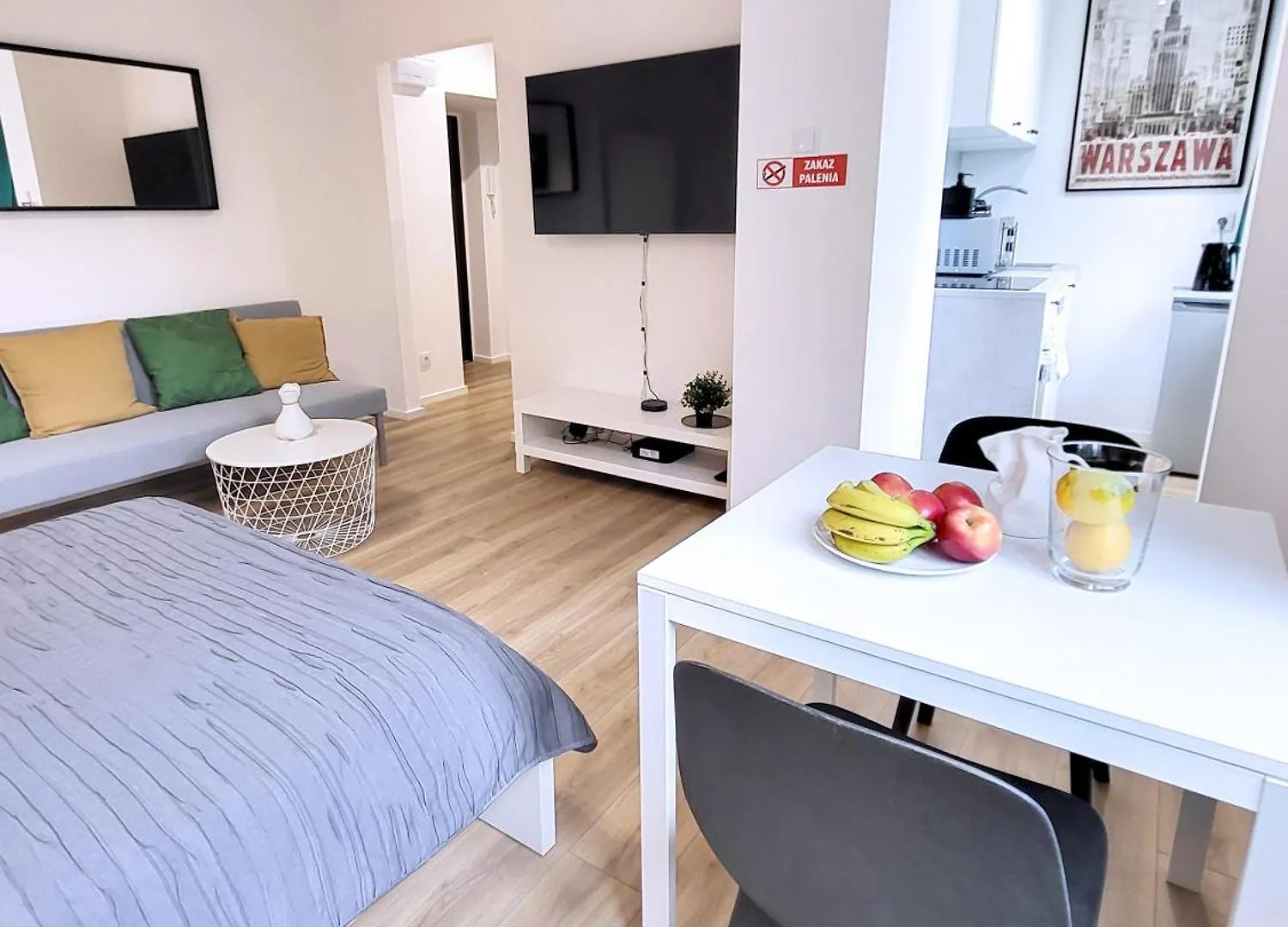 Enjoy! Srodmiescie Nowogrodzka Apartment Warsaw
